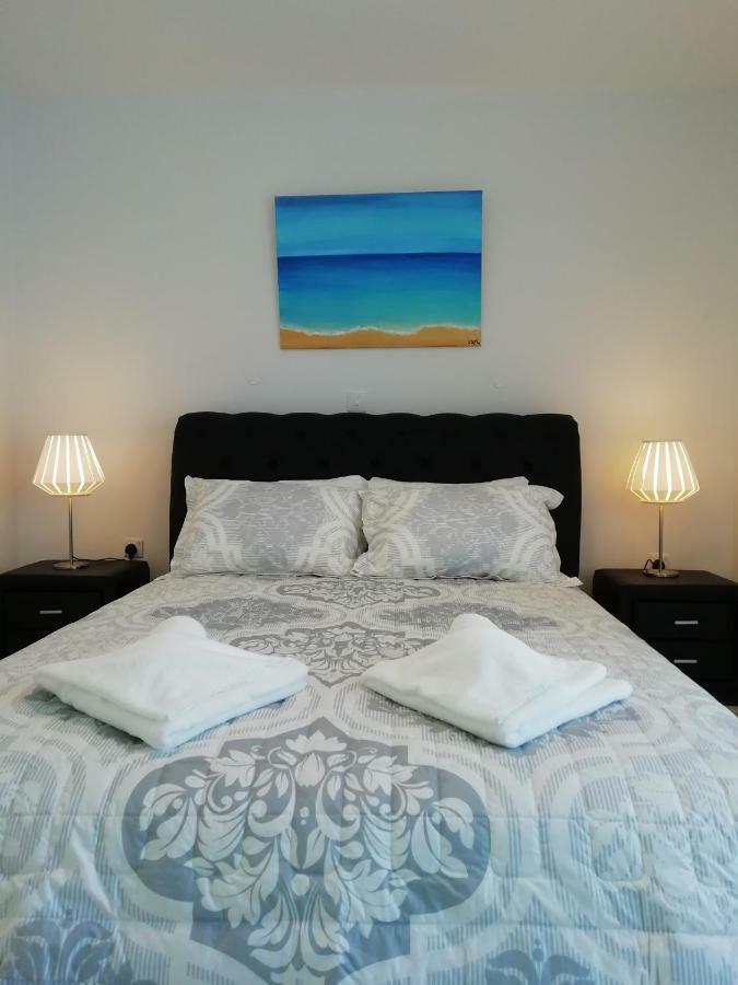 Ocean Blue Apartments Paphos Buitenkant foto